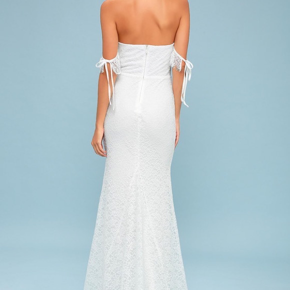 ONE LEFT 🌈LULUS LACE WEDDING EVENING GOWN - Picture 2 of 8